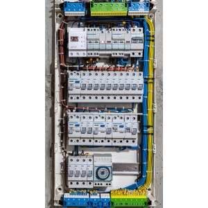 Panel Listrik